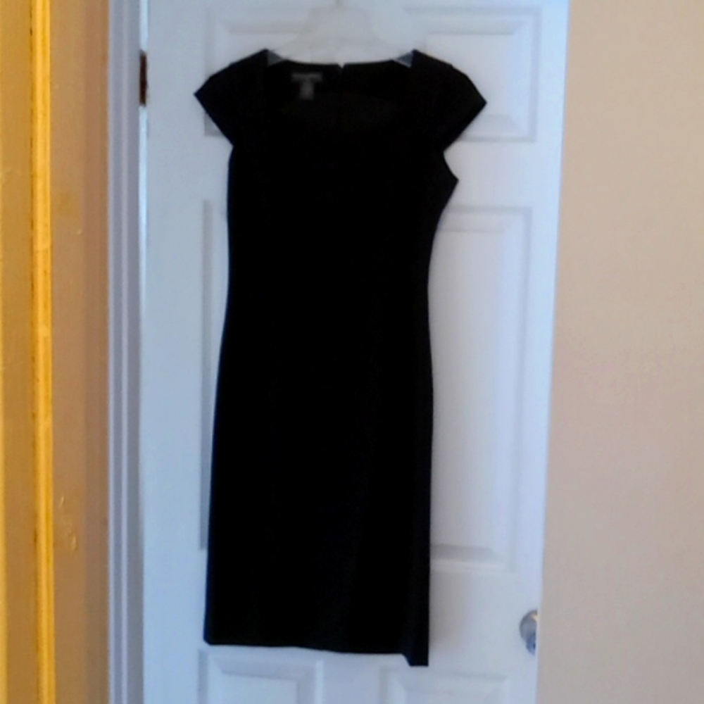 Banana Republic Black Sheath Dress. Size 0
